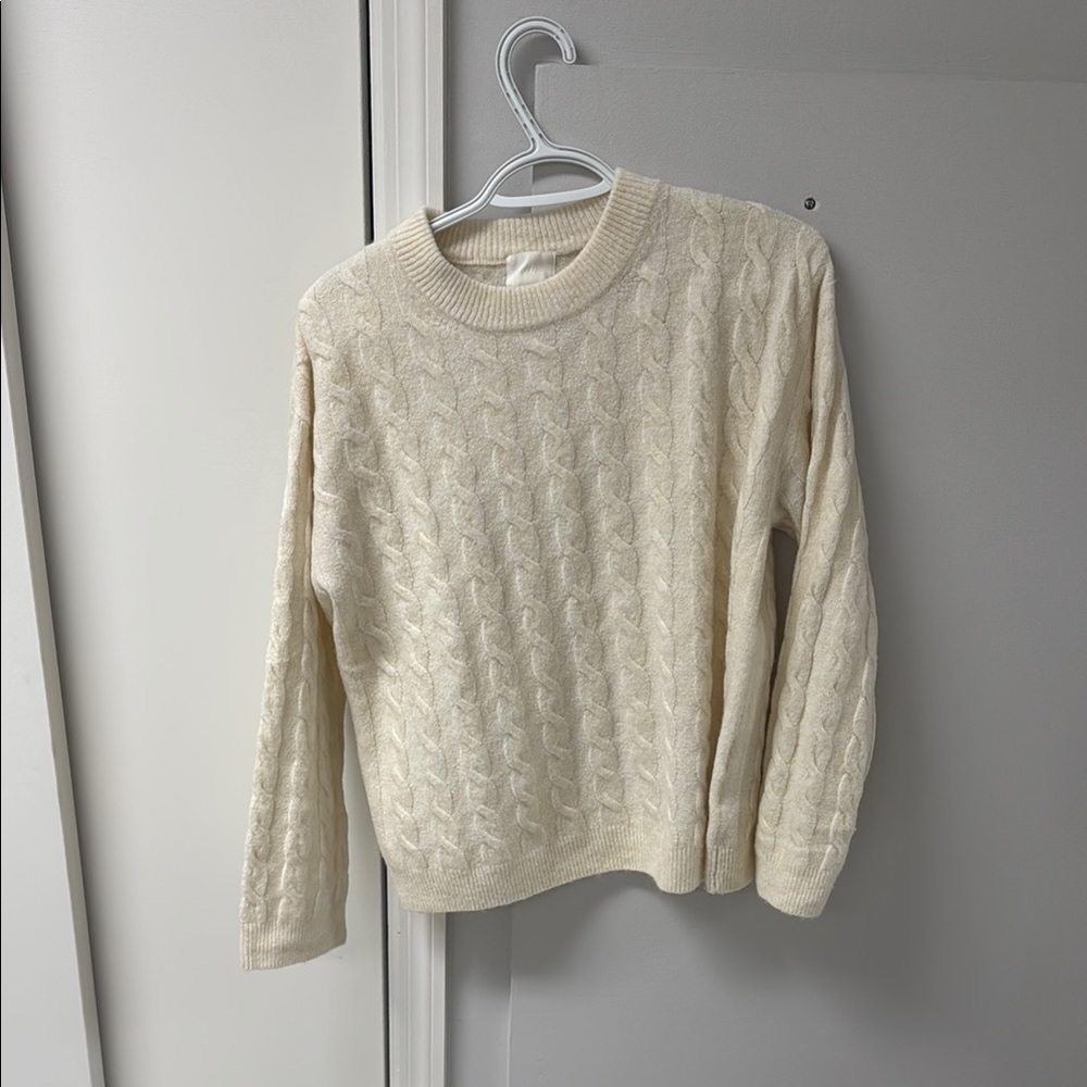 H&M Cream Crew Neck Cable Knit Sweater